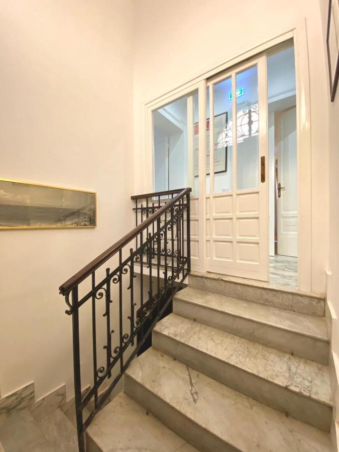 Al Teatro Bed & Breakfast Reggio Calabria Exterior photo