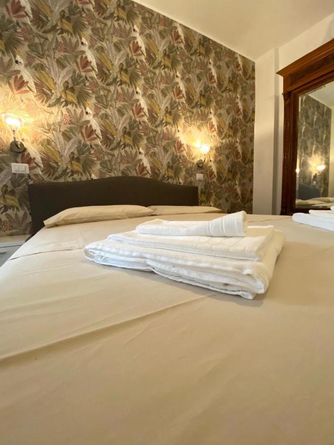 Al Teatro Bed & Breakfast Reggio Calabria Exterior photo